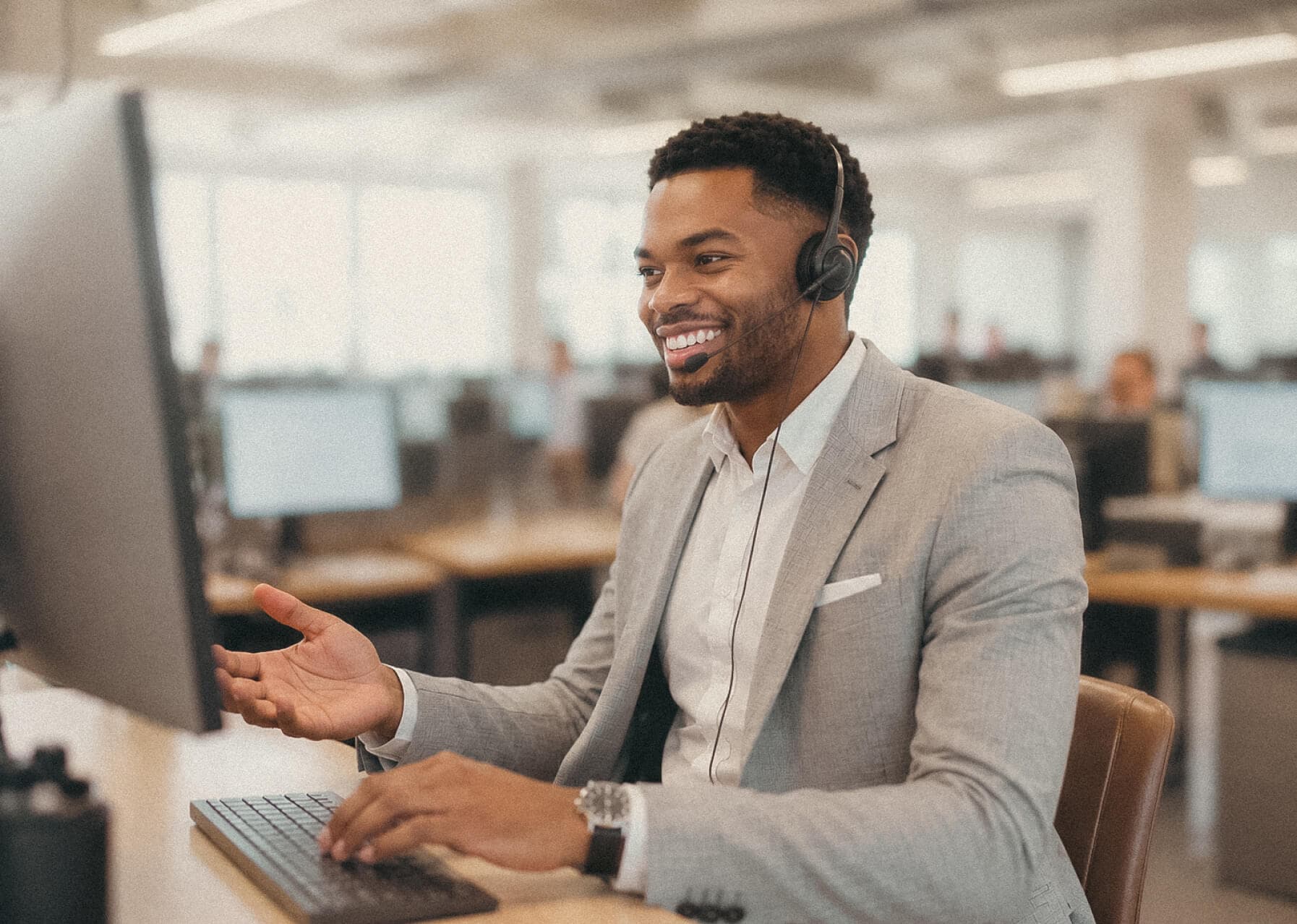 Finance advisor on a call